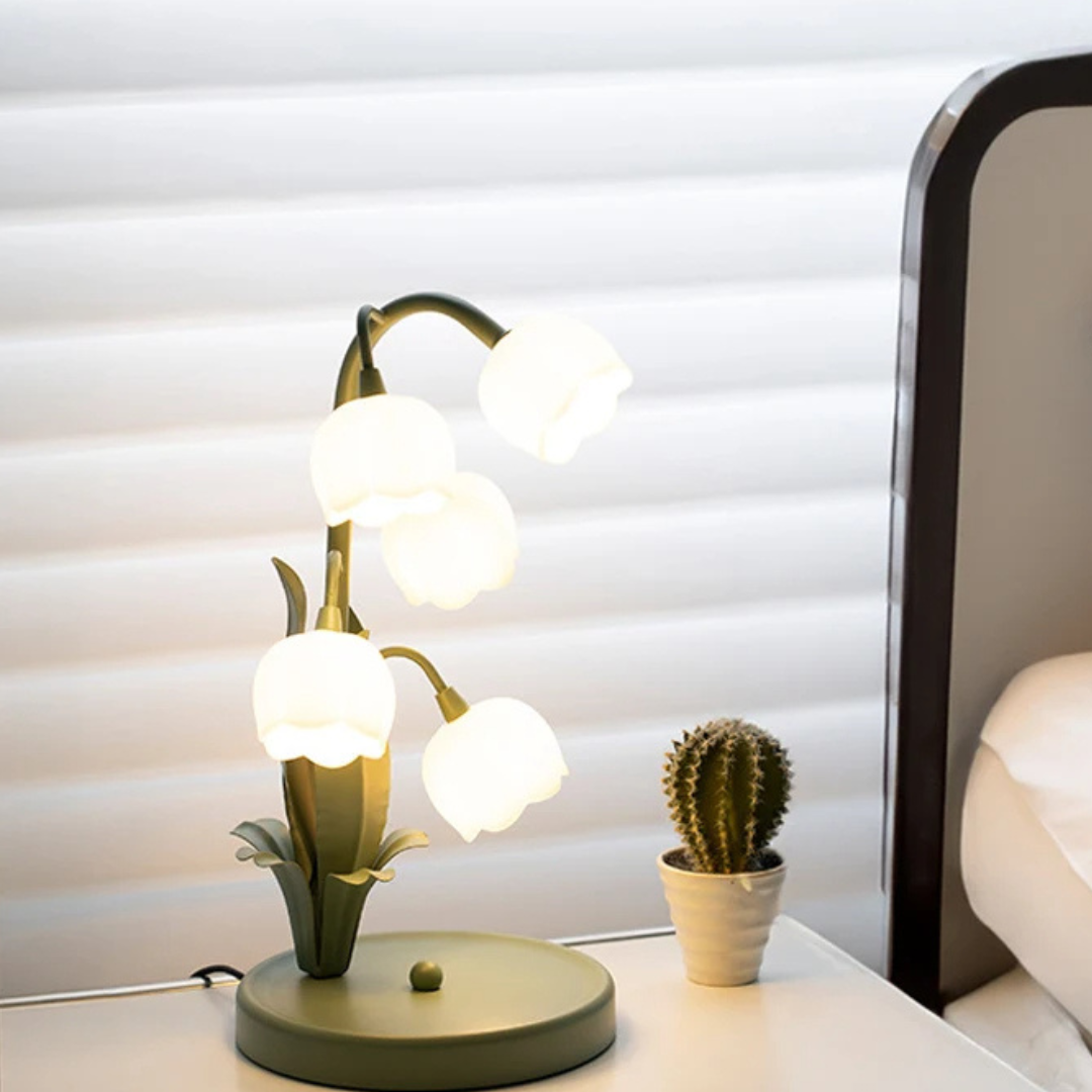 Elegant Vintage Flower Light