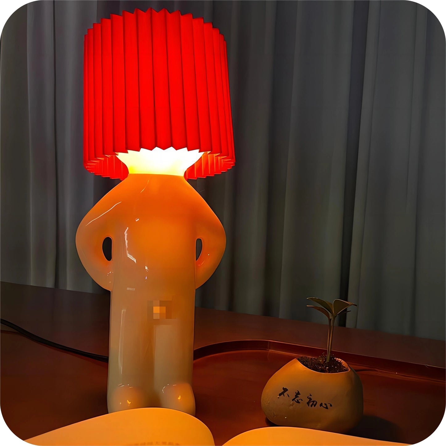 Novelty Human-Shaped Table Lamp